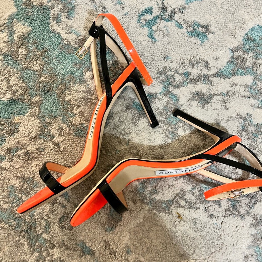 Heels - Picture 3 of 3